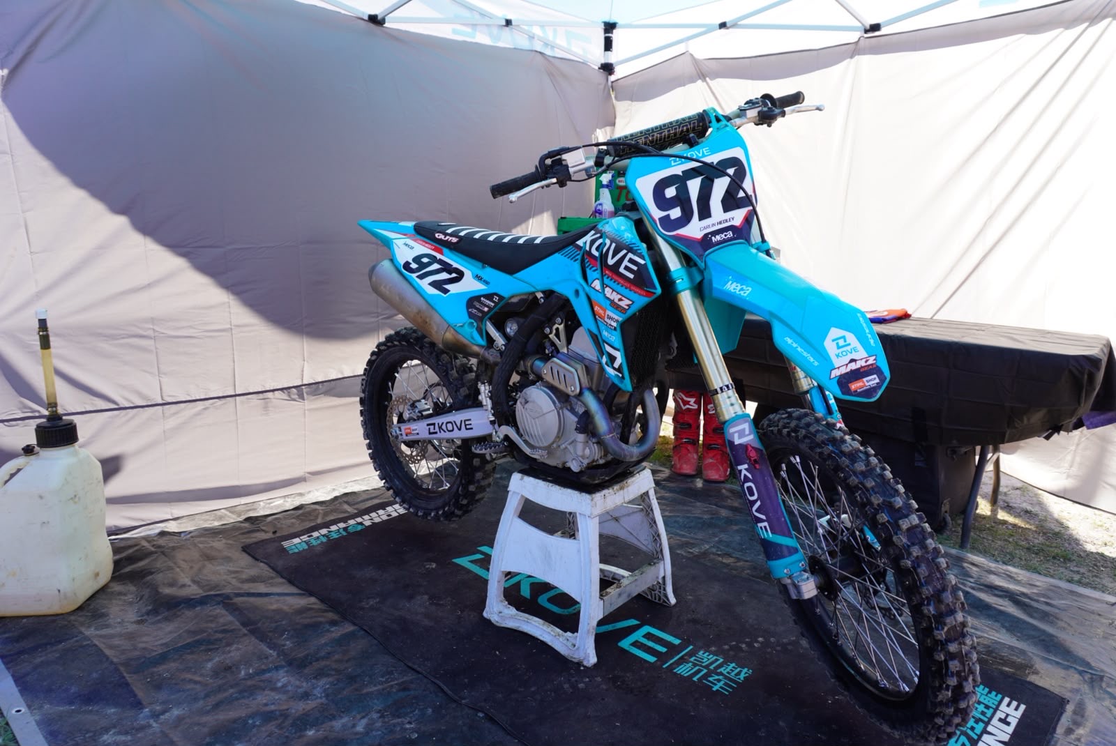 Carlin Hedley #972 Kove bike in the pit at Huka Honda MX Fest, Taupō